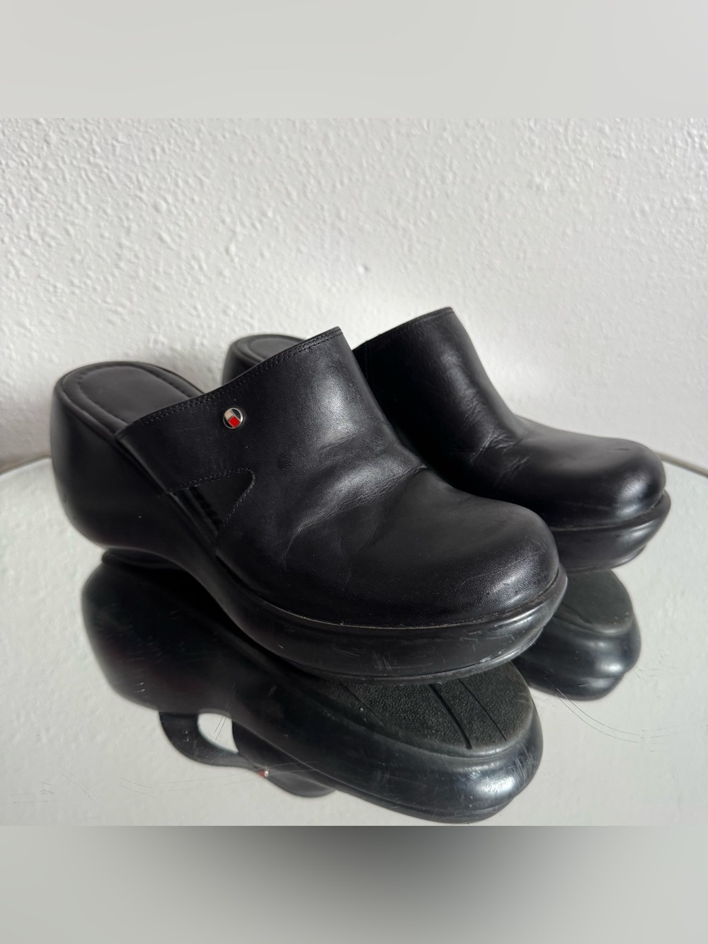 TOMMY HILFIGER Vintage 90s Y2K Black Leather Chunky Platform Slip On Clog Mules